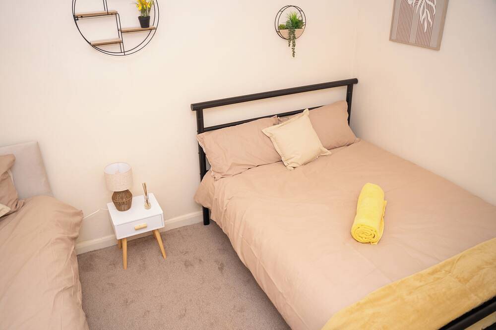 Apartamento entero, Steam Dream Swindon Town Centre sleeps up to 5 / free parking in Swindon, North Wessex Downs