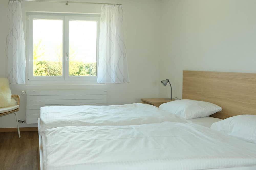 Ganze Wohnung, Herrliche Wohnung für 4 Gäste mit  W-Lan, Tv und Balkon in Thun, Thunersee