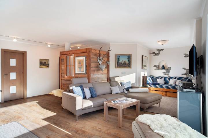 Hütte für 4 Personen, mit Balkon und Garten in Garmisch-Partenkirchen