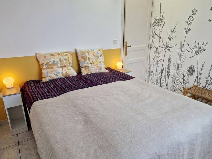 Location de vacances pour 6 personnes, avec terrasse ainsi que piscine et jardin à Ginestas - 4