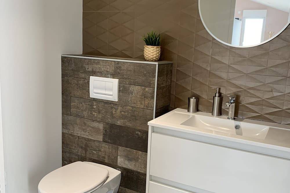 La Jard'aise, house in the center of Jard Sur Mer, quiet and close to the beach in Jard-sur-Mer, Vendée