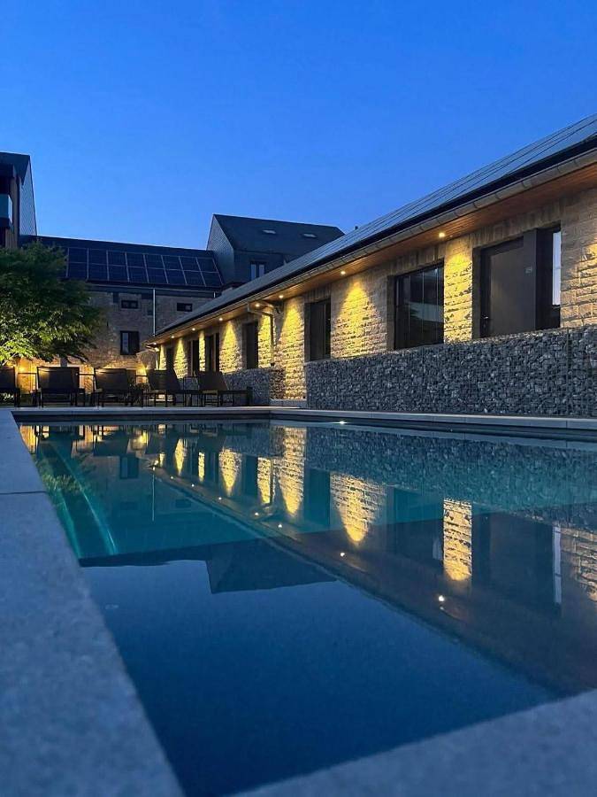 Chambre d’hôte pour 4 personnes, avec jardin ainsi que piscine et vue, animaux acceptés