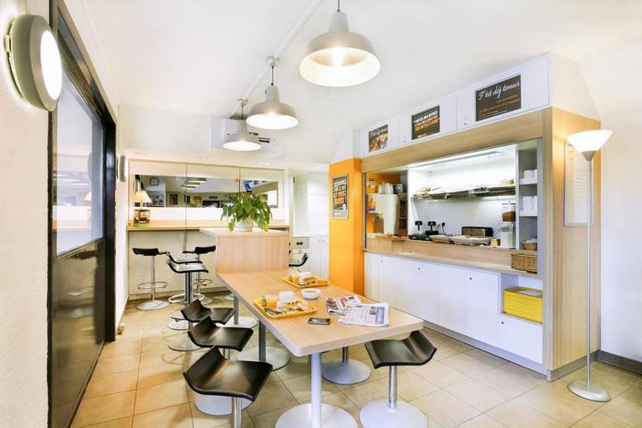 Hôtel pour 2 personnes, avec terrasse à Tourlaville - 3