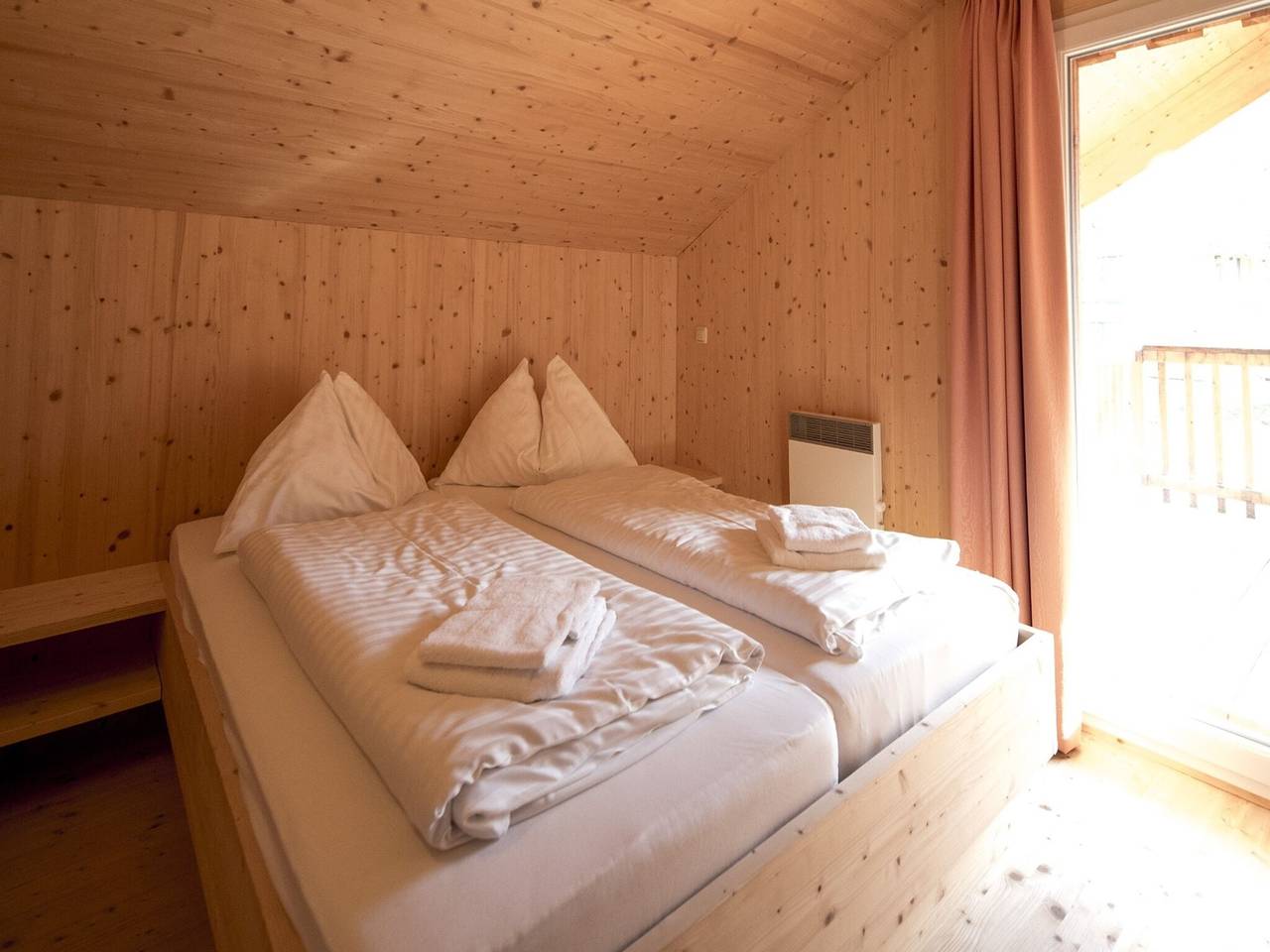 Nice chalet with infrared sauna in St. Georgen ob Murau, Sankt Georgen am Kreischberg