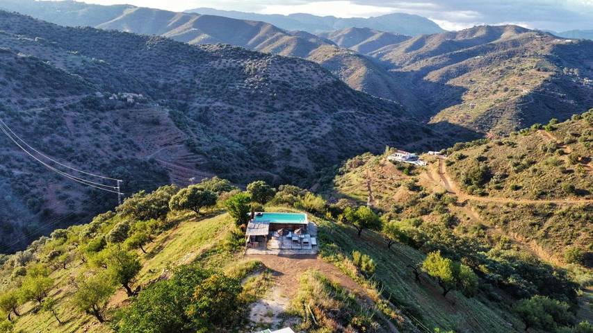 Chalet para 2 personas, con Balcón y Terraza además de Jardín y Piscina en Málaga