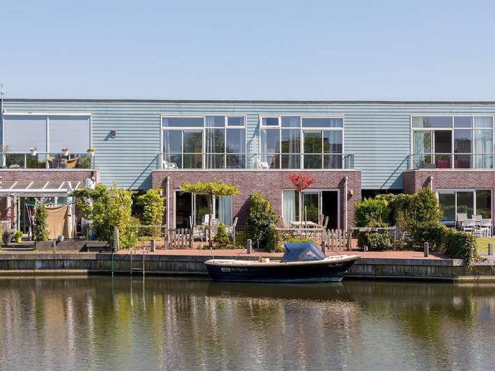 Ferienhaus für 4 Personen, mit Balkon und Garten sowie Sauna in Oude-Tonge