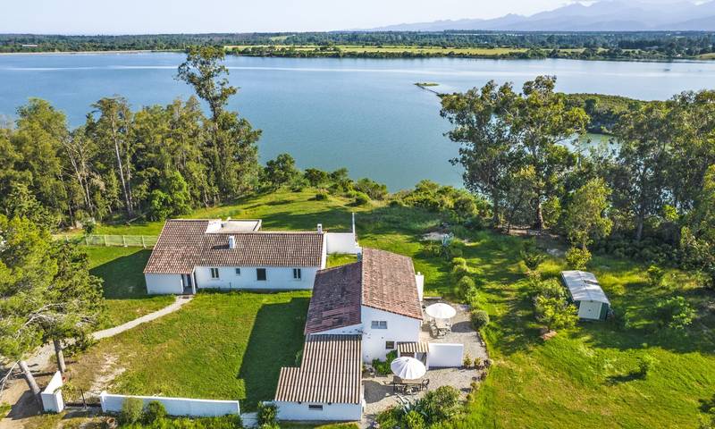 Gîte pour 4 personnes, avec vue sur le lac ainsi que terrasse et jardin dans Haute-Corse - 4