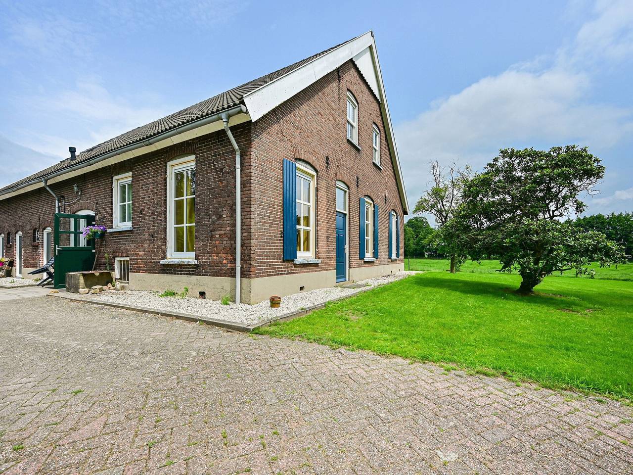 Bauernhaus in De Heurne mit Tierhof in Achterhoek