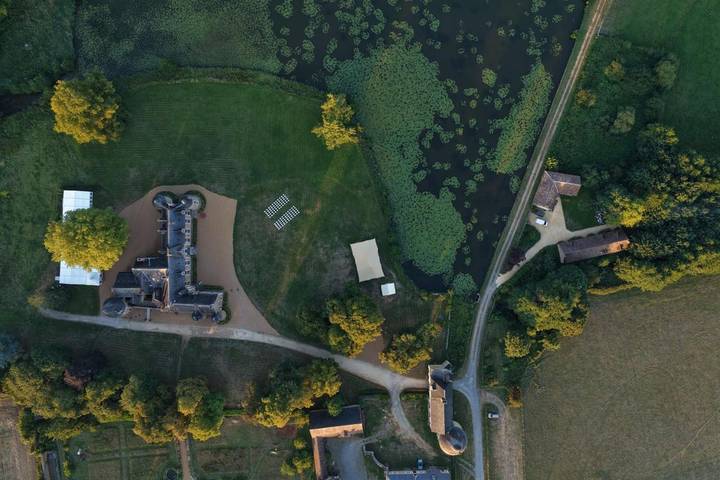 Location de vacances pour 16 personnes, avec terrasse à Tuffé - 3