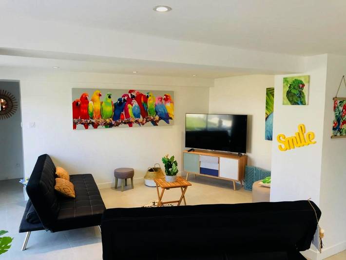 Location de vacances pour 7 personnes, avec jardin et vue dans Futuroscope