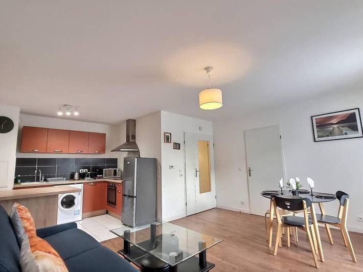 Gîte pour 4 personnes, avec terrasse dans Gare Du Val D Europe - 4