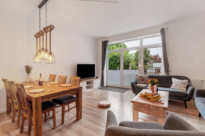Ganze Wohnung, Ferienwohnung 'Fewo Kronshagen' mit Gemeinschaftsterrasse und Wlan in Kieler Förde, Kronshagen