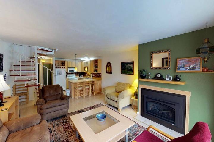 Apartamento de vacaciones para 6 personas, con balcón además de sauna y vistas - 1