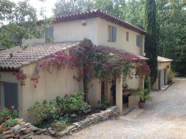 Location de vacances pour 8 personnes, avec jardin ainsi que vue et piscine à Camps-la-Source - 3