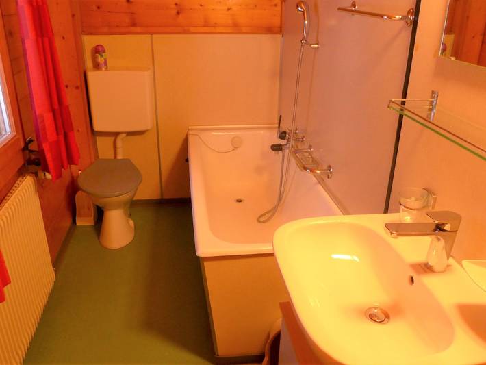 Gîte pour 4 personnes, avec vue et balcon à St. Niklaus - 4