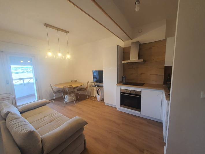 Ferienwohnung für 4 Personen, mit Balkon und Garten in Marche