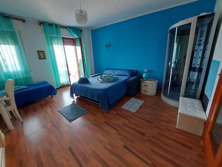 Ferienwohnung für 4 Personen, mit Terrasse und Ausblick in Mondello - 3