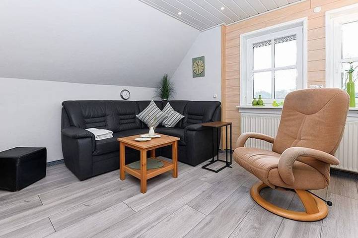 Ferienwohnung für 2 Personen, mit Garten in Neu Augustengroden