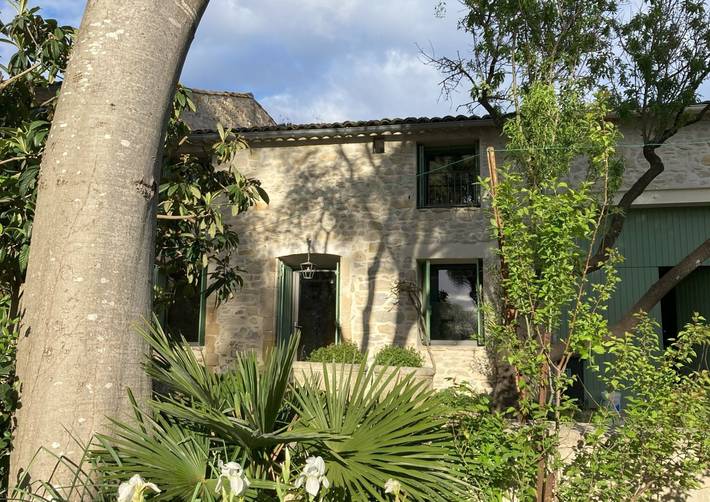 Chambre d’hôte pour 6 personnes, avec piscine et jardin dans le Gard - 2