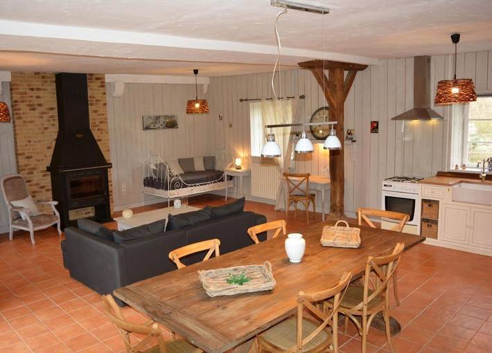 Location de vacances pour 5 personnes, avec Jacuzzi et Terrasse ainsi que Jardin et Vue à La Celle-Condé