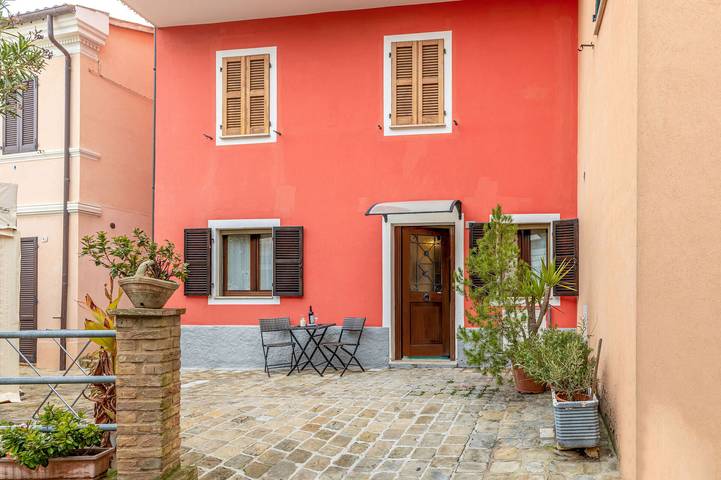 Ganze Wohnung, Suite la Torre in La Spiaggiola (Numana), Numana