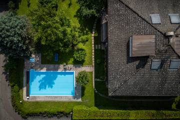 Ferienwohnung für 4 Personen, mit Balkon und Garten sowie Pool in Marling