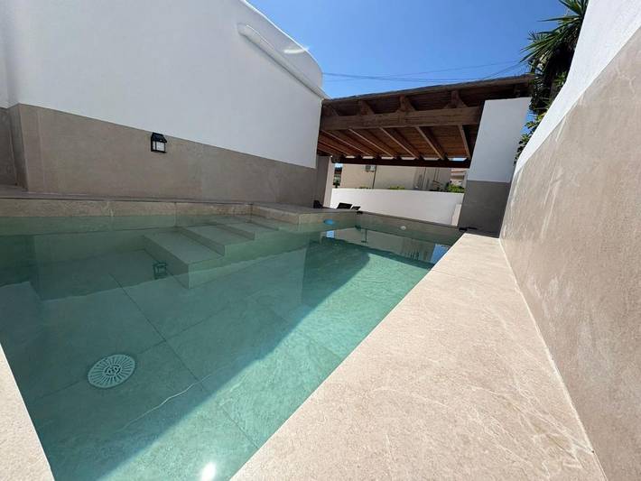 Casa rural para 8 personas, con piscina además de vistas y jardín en Mojácar