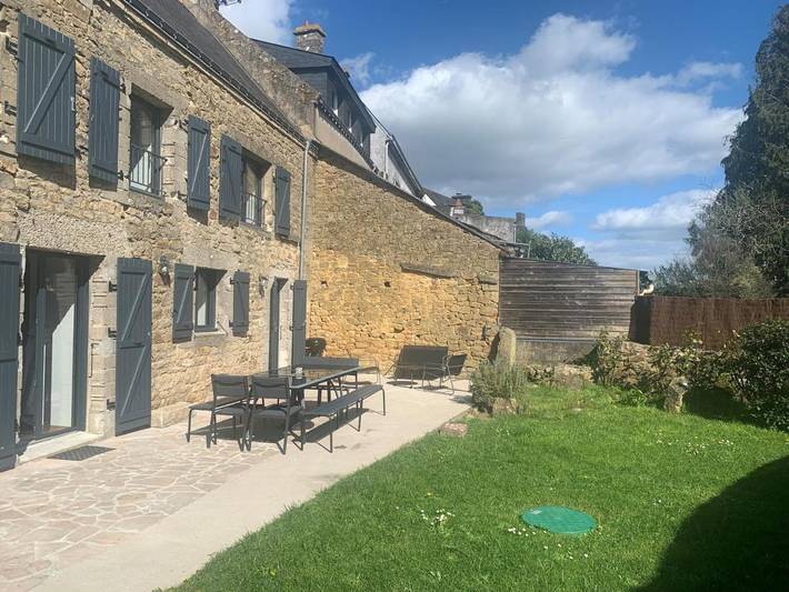 Location de vacances pour 12 personnes, avec terrasse à Ploemel - 2