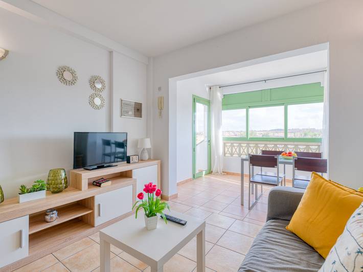 Gîte pour 4 personnes, avec Terrasse et Piscine à Caleta de Fuste - 2
