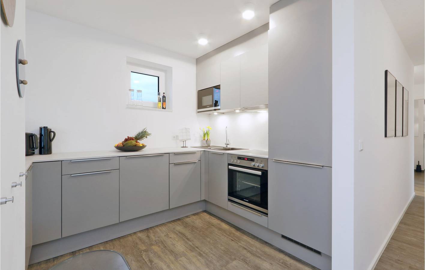 Ganze Ferienwohnung, Charmante 102m² Wohnung - Parkplatz, Terrasse, Internet - Nähe Restaurants, Fluss & Stadtzentrum in Marissa Ferienpark, Lembruch