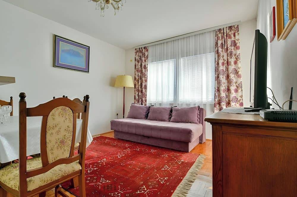 Ganze Wohnung, Apartment Ruzicacharming 1-bedroom apartment with Sveti Stefan in Sveti Stefan, Opština Budva