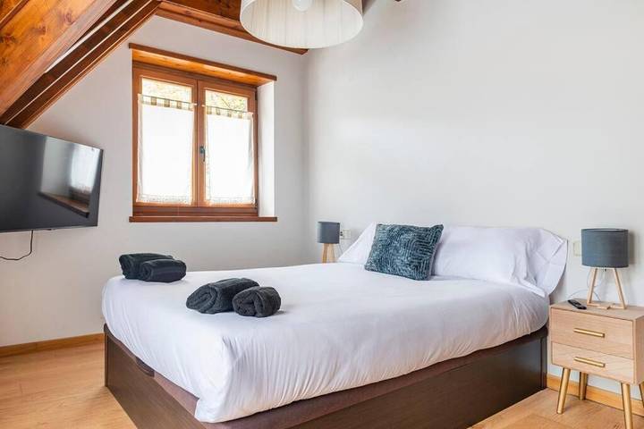 Casa rural para 9 personas, con vistas y balcón en el Valle de Aran - 4