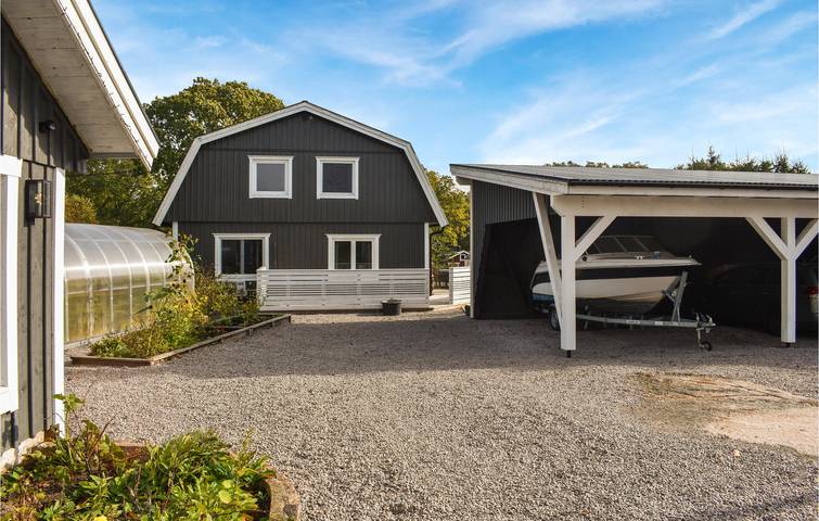 Ferienhaus für 8 Personen, mit Sauna und Terrasse sowie Garten - 1