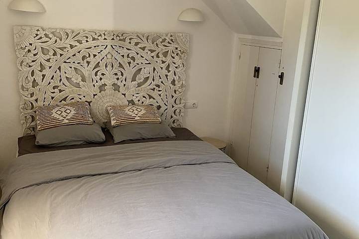 Gîte pour 3 personnes, avec piscine et balcon à Cala Tarida - 2