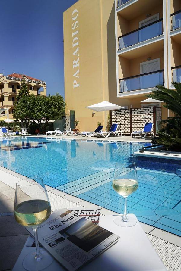 Hotel voor 3 personen, met zwembad en tuin in San Benedetto del Tronto