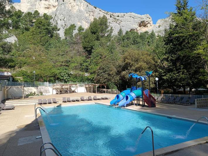 Location de vacances pour 5 personnes, avec terrasse et piscine, animaux acceptés à Orgone - 2