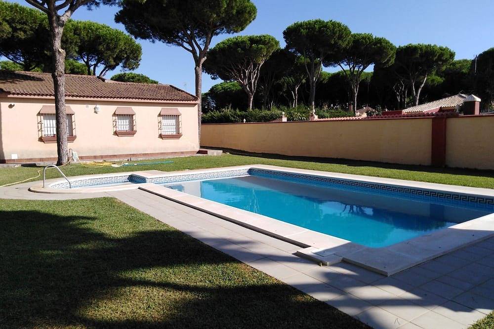 Villa, Villa oder Ferienhaus mit Pool, nahe dem Strand von La Barrosa in Chic in Chiclana de la Frontera, Costa de la Luz