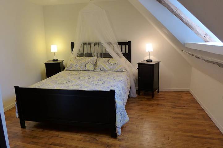 Location de vacances pour 11 personnes, avec jardin à Cuzance - 4