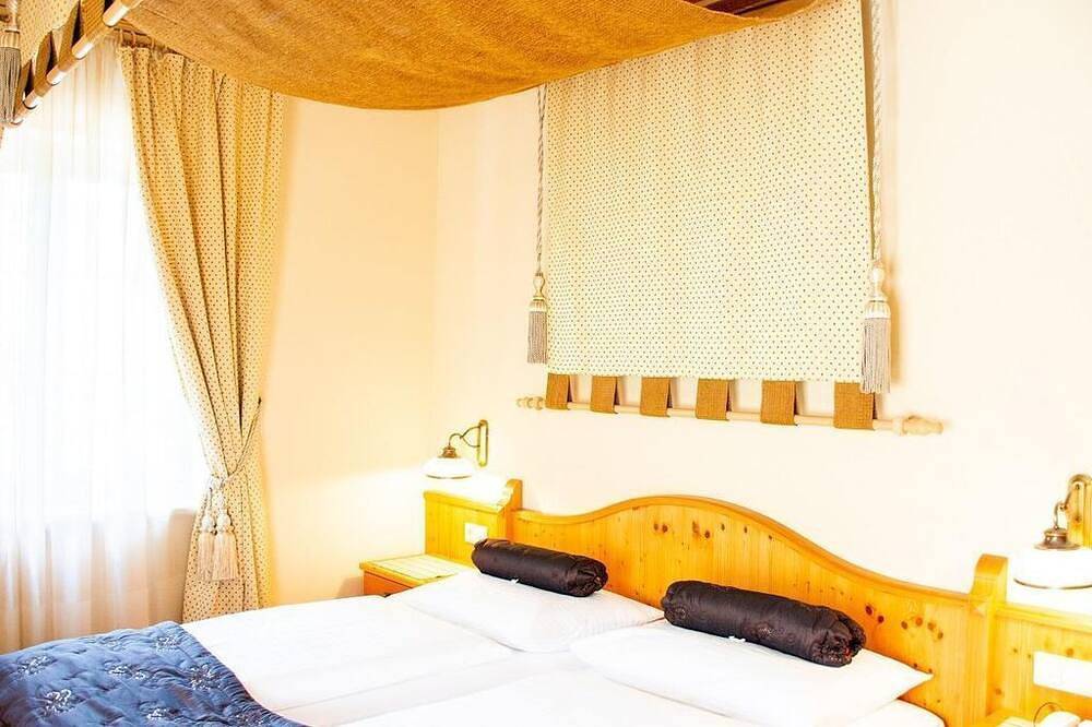 Turm Zimmer - Birkenhof - B&B - Wohlfühl Hotel in Gols, Neusiedlersee-Hügelland