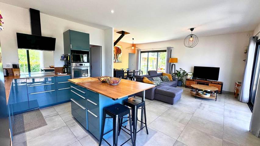 Location de vacances pour 6 personnes, avec terrasse ainsi que piscine et jardin à Les Matelles - 3