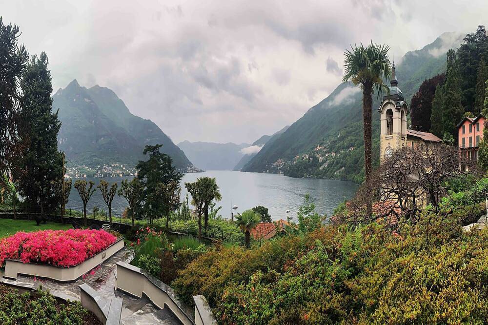 Hel lejlighed, Nice apartment inside a residence with a park of secular plants and waterfall in Riva (Faggeto Lario), Faggeto Lario