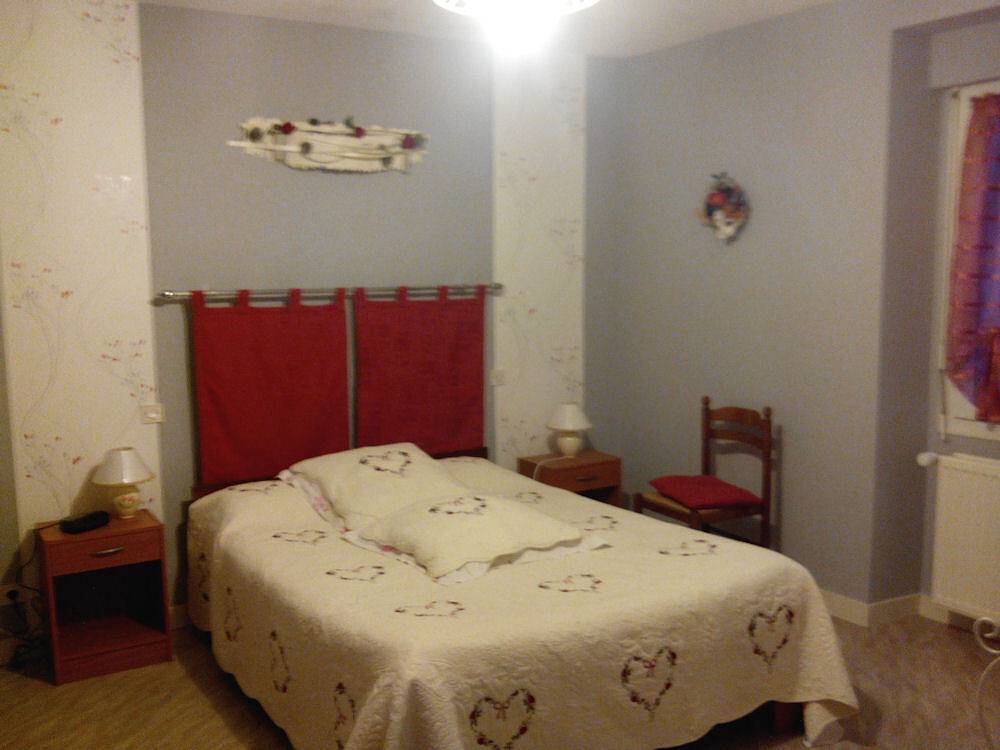 Chambres d'hôtes de la Gaignardière - Chambre Rose in Brissac-Loire-Aubance, Région d'Angers