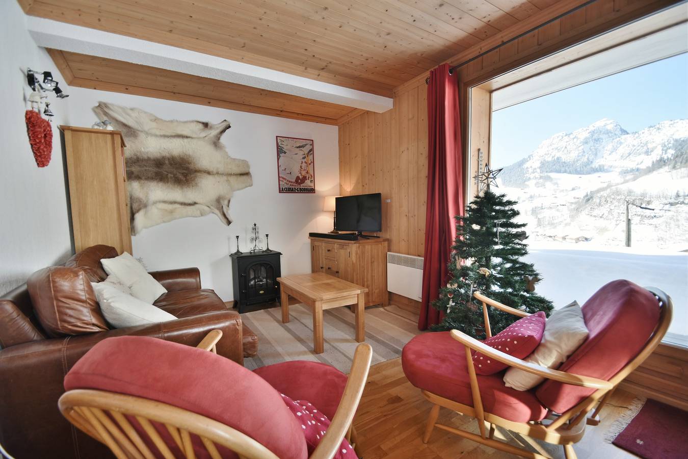 Entire apartment, Refuge Le Bardeau B2 in Le Grand-Bornand, Annecy region