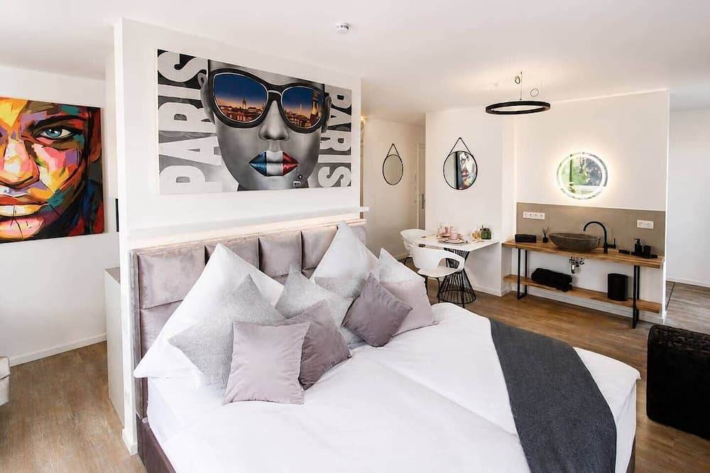 Ganze Wohnung, The Faces | Premium Studio | 207 in Berlin Schmargendorf, Berlin