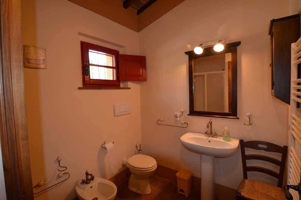 Romantisches Traumhaus mit Meerblick in Einzellage für 4 Personen mit Privatpool in Riparbella, Etruskische Küste