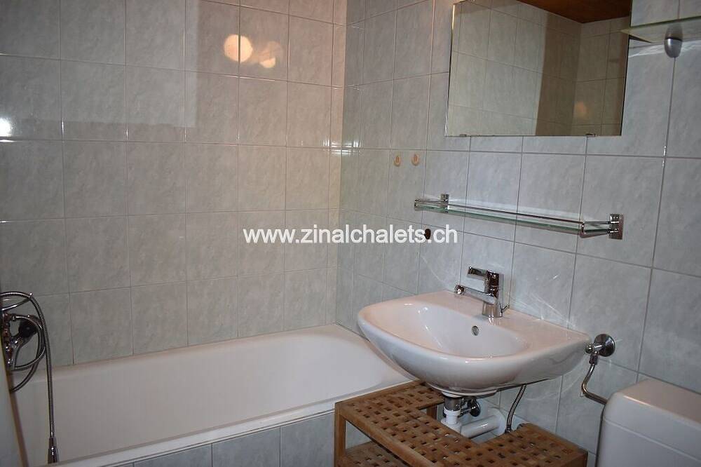 Einzelchalet in Zinal - 1 Schlafzimmer mit 1 Doppelbett (160x190) - 1 Schlafzimmer mit 2 Betten - Wo in Ayer (Anniviers), Anniviers