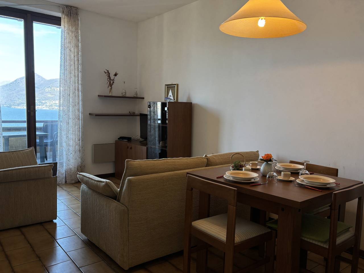 Ganze Wohnung, Graziella 1 apartment with lake view in Germignaga, Lago Maggiore (Lombardei)
