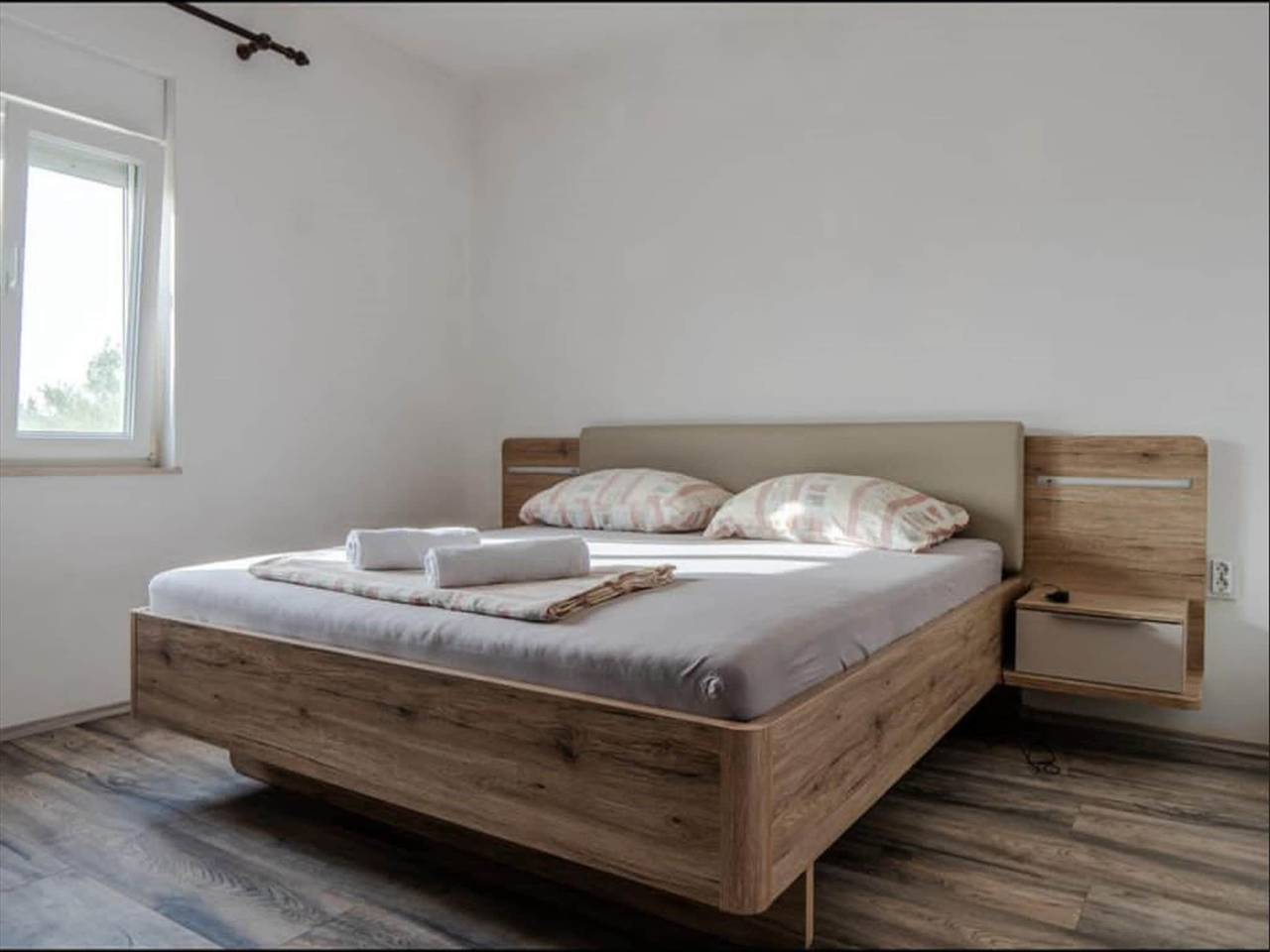 Villa in Vrsi mit Pool nahe Sandstrand in Mulo, Vrsi