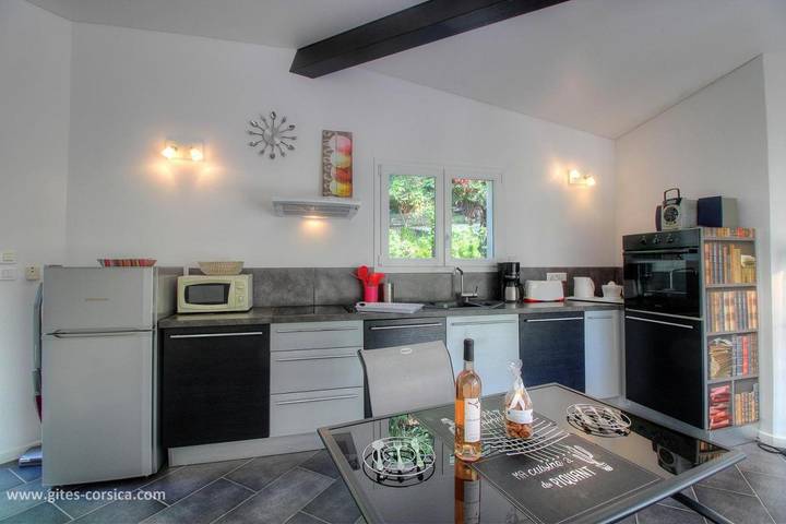 Gîte pour 2 personnes, avec jardin et terrasse à Grosseto-Prugna - 2