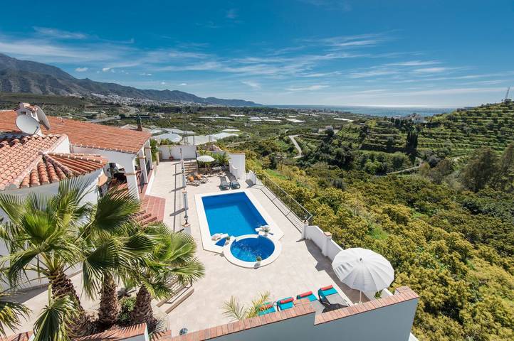 Ferienhaus für 8 Personen, mit Garten in Nerja